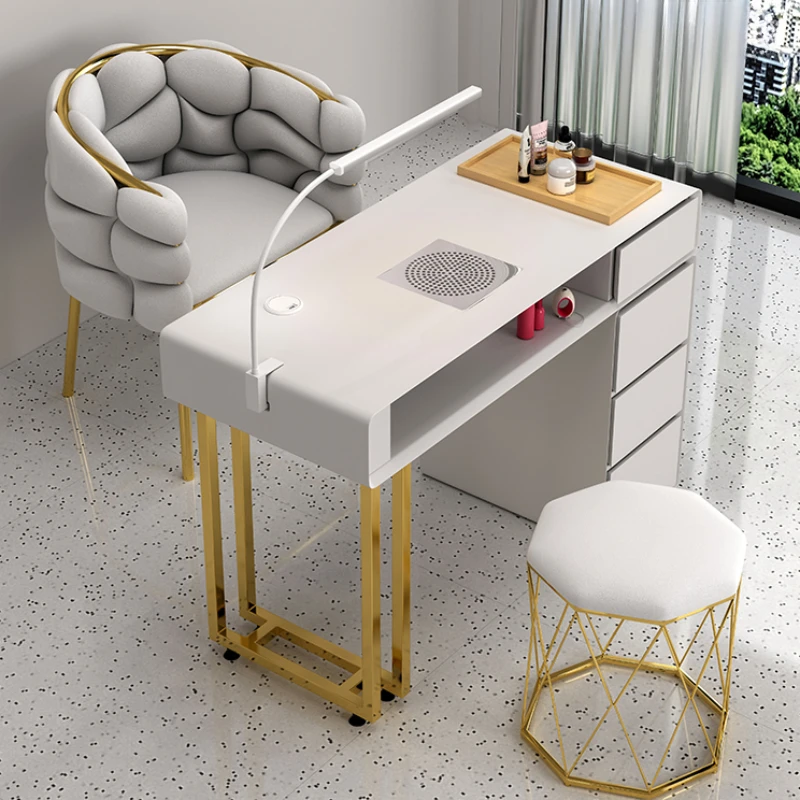 Рисунок 4 - Белый художественный Органайзер