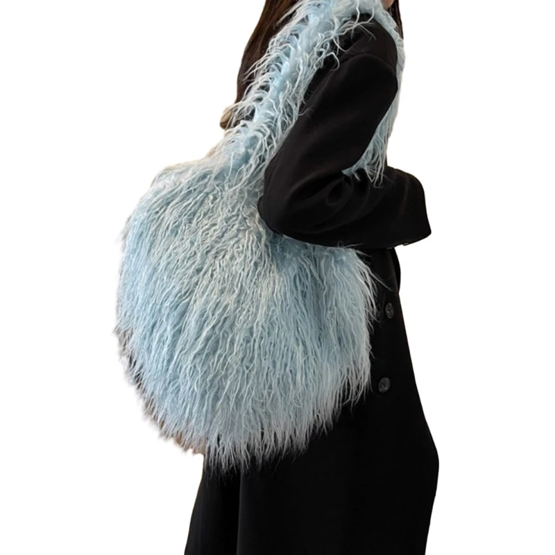 

Плюшевая сумка в форме сердца, универсальная сумка на плечо, сумки для подмышек для женщин