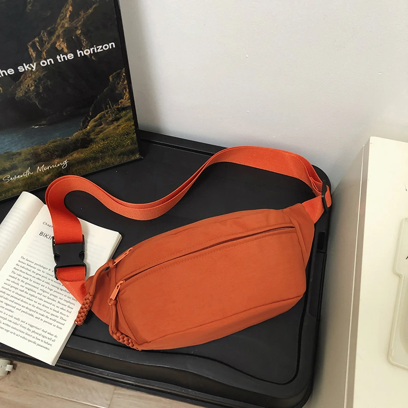 

High quality youth leisure women's bag, fashionable and trendy shoulder bag, versatile commuting large capacity crossbody bag