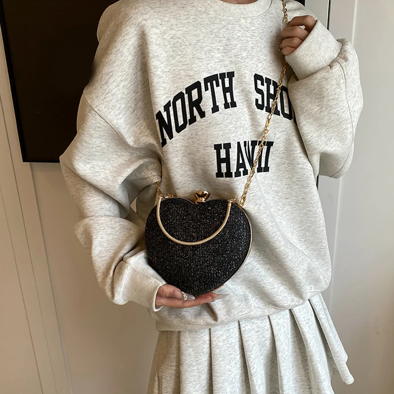 Cute Heart Handheld Bag Dinner Bag 2024 New Chain Fairy Bag Versatile Western Style One Shoulder Diagonal Cross Peach Heart Bag