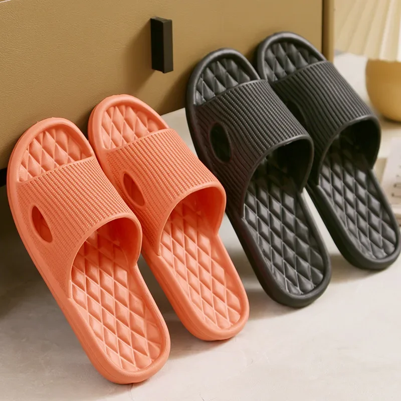 

Women Men Bathroom Shower Slippers Couples Home Soft Sole Non Slip Slides High Quality Beach Casual Shoes House Pool Slipper