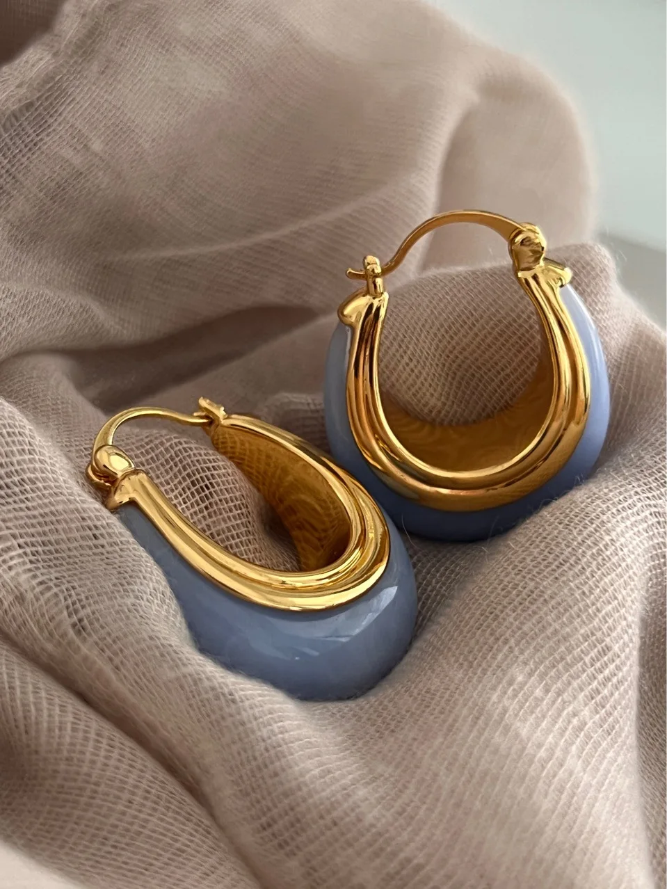 

2022 new fashion simple fresh blue C-shape geometry earring blue classic metal stylish gorgeous vintage jewelry gift