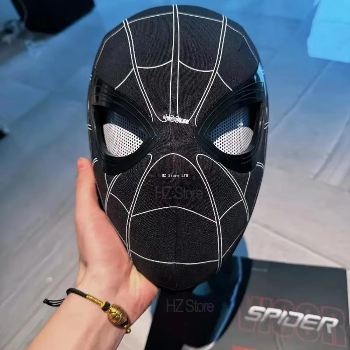 【超激レア入荷】 ブラックスパイダーマン　精巧マスク　1/1 マーベル 超激レア入荷】ブラックスパイダーマン 精巧マスク 1/1マーベル