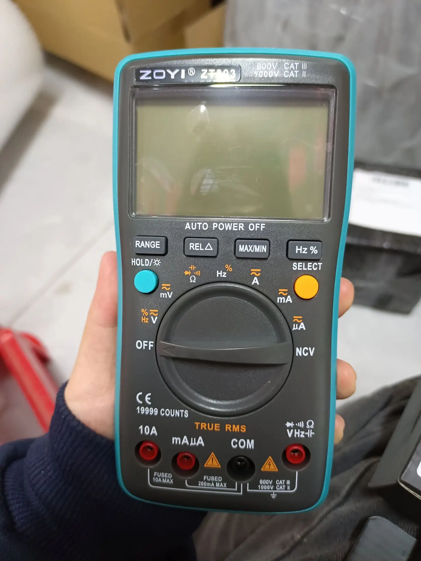 ZOYI-ZT301-ZT302-ZT303-Digital-Multimeter-19999-Counts-True-RMS-Back ...