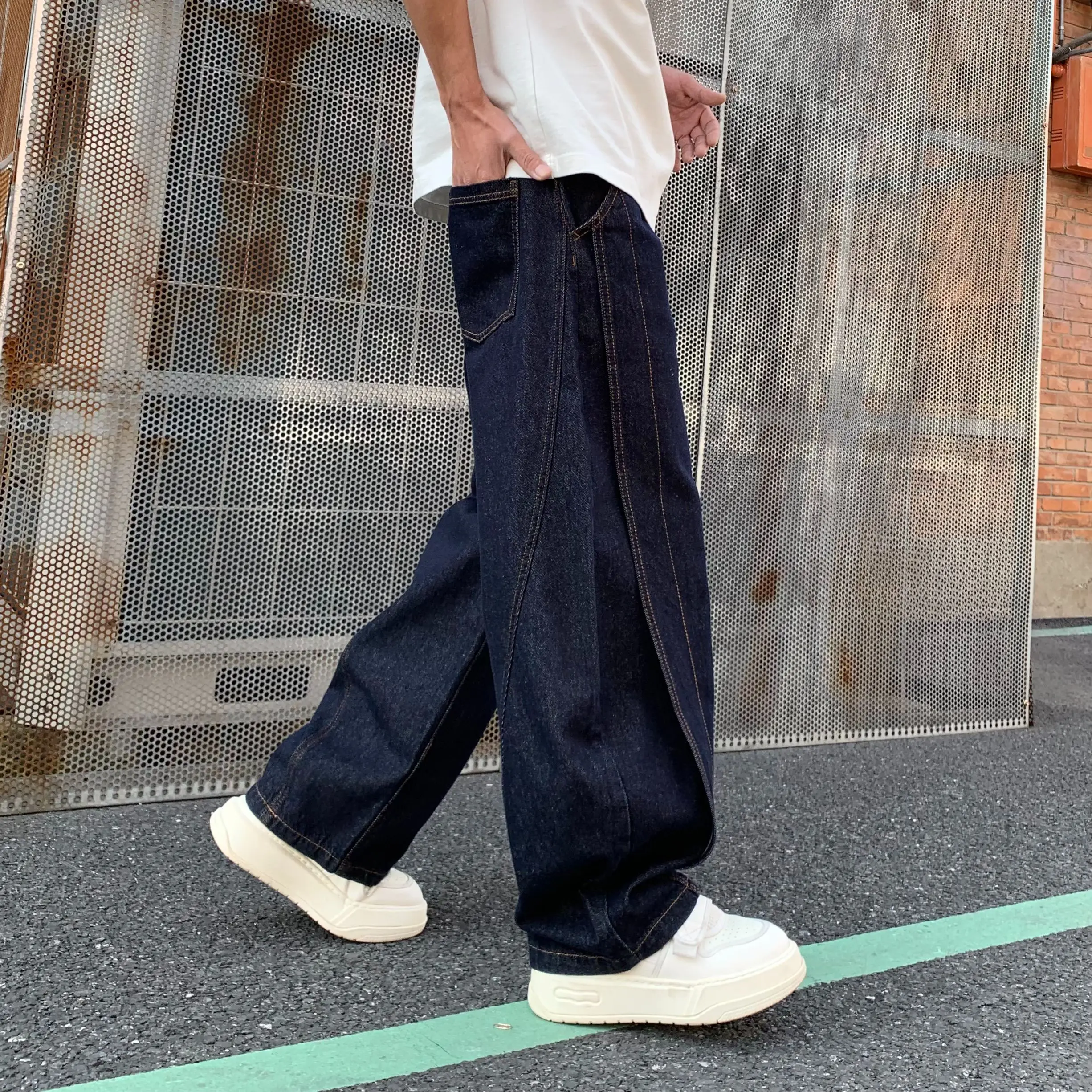 Popular Dark Blue Men's Denim Bloomers Wide Leg Y2k Pants New Spring Street Clothing 3