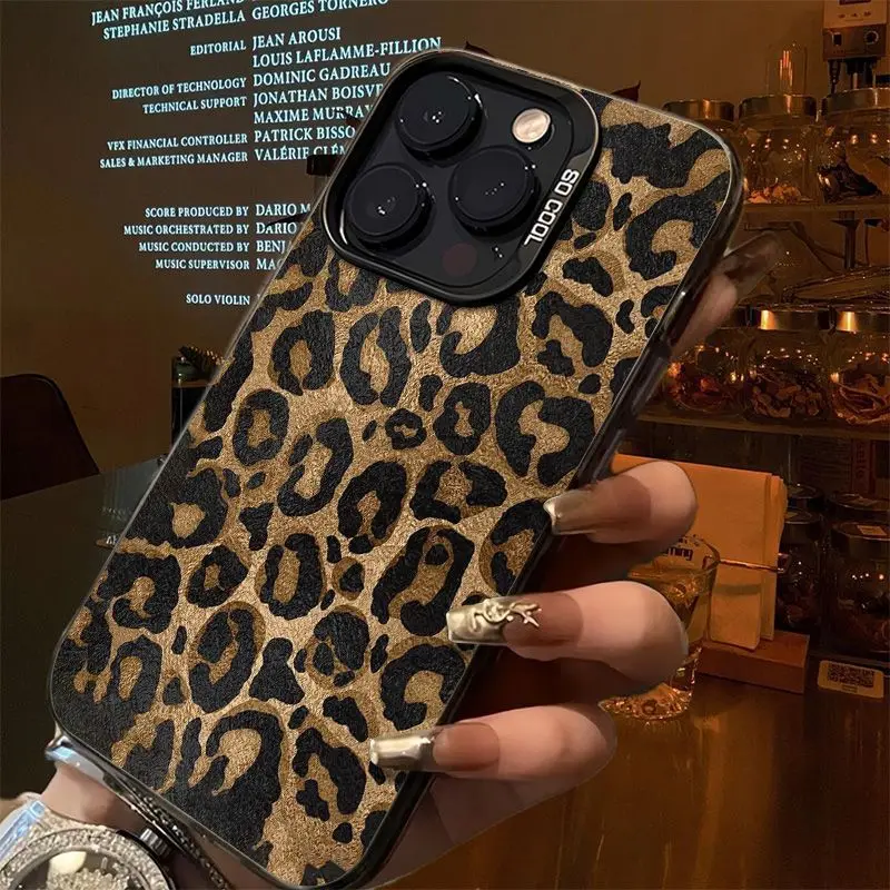 Chic Brown Leopard Print Y2K Matte Shockproof Phone Case