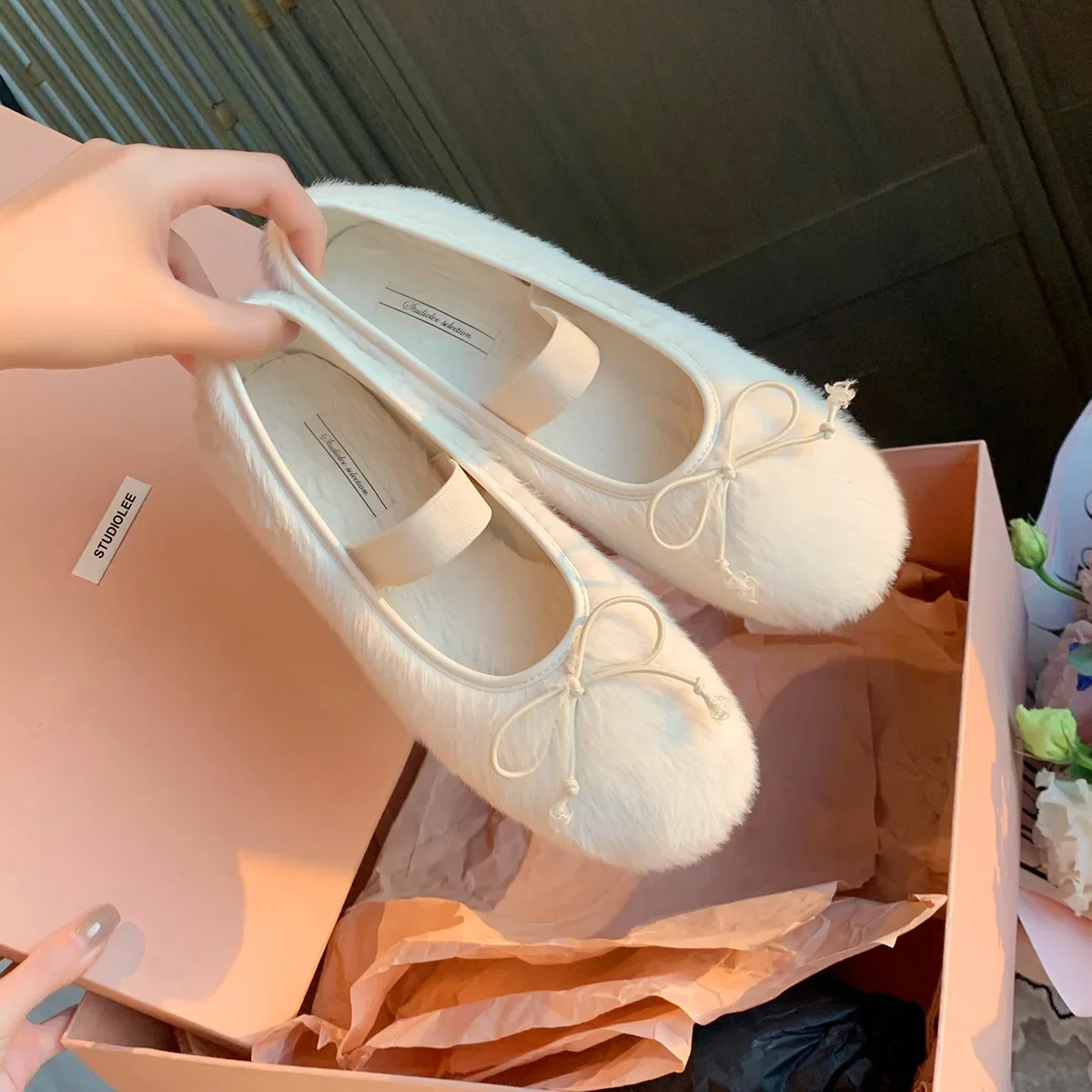 

Балетки женские зимние плюшевые, искусственная шерсть, плоская подошва, с бантом, Лолита, удобные рабочие кроссовки, 33-43