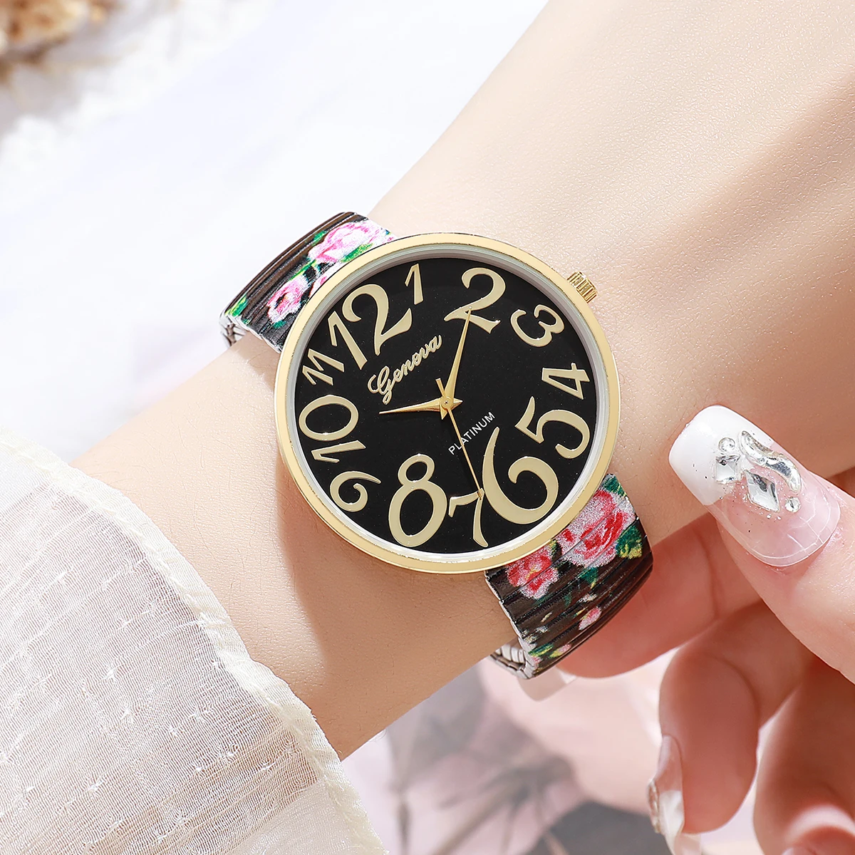 3pcs/set Women's Fashion Personalized Printed Elastic Band Trendy Casual Digital Dial Quartz Watch Combination Set No Box