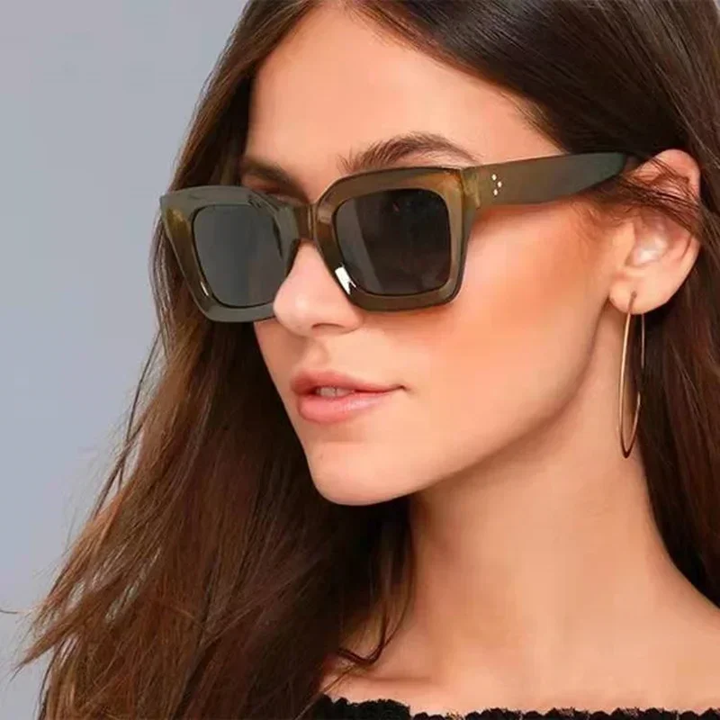 New Fashion Women Luxury Brand Square Occhiali Da Sole Ladies Vintage Oversize Occhiali Da Sole Donna Big Frame Uv400 Shades Black