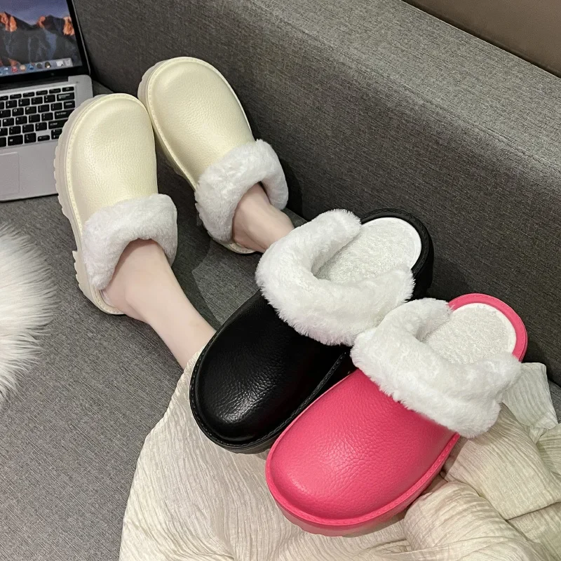 2023 Factory Wholesale Cotton slippers for women in winter  indoor  cute thick soles warm cotton  household plush shoes