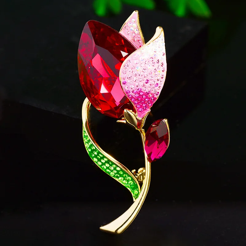 2023 Elegant Cubic Zirconia Tulip Brooches Fashion Atmospheric Crystal Flower Corsage Pinswoman Clothes Accessories Wholesale