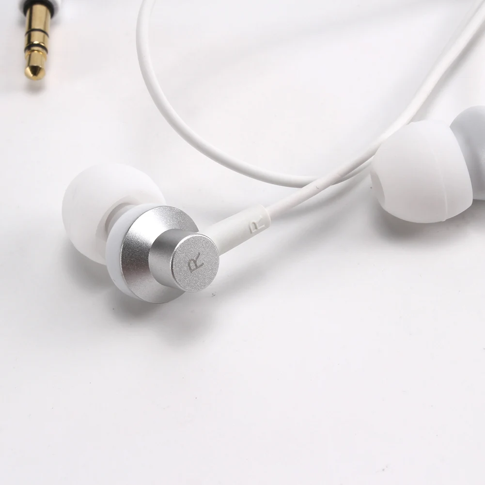 In-Ear Earphones Comfortable Noise Isolating Earphones Immersive Sound Earbuds Earphones 3.5mm AUX for Meta Quest 3 VR Headset