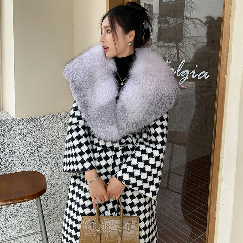 

2023 Fur Fox Collar Coat Women's Winter Long Fashion Black and White Lattice Woolen Overcoat Belt Slim Fur Real Jacket Office La