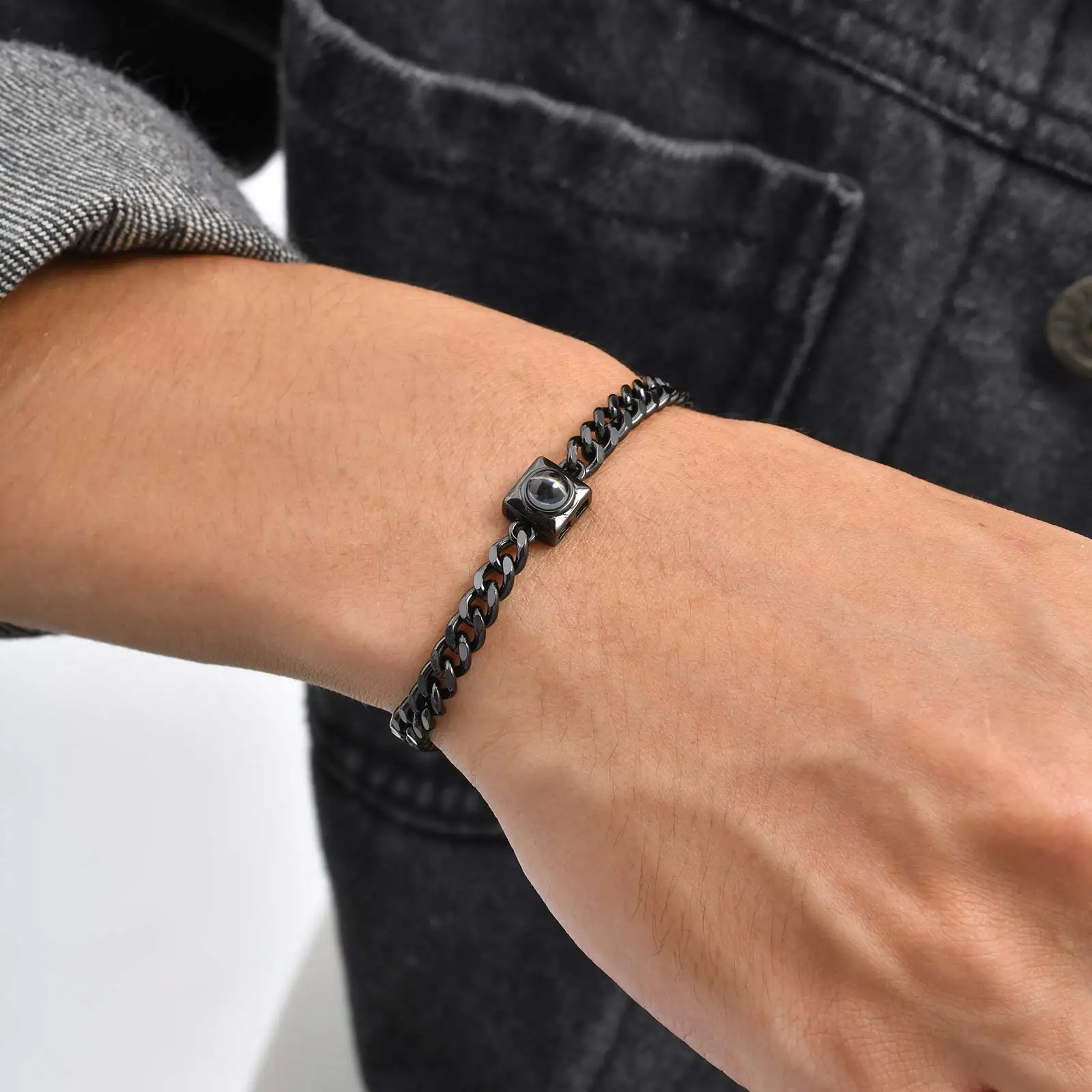 Benutzerdefiniertes Fotoprojektionsarmband aus Edelstahl mit kubanischer Gliederkette, personalisiertes Bild, Erinnerungsschmuck, Geschenk für Männer, Frauen, Familie – Detail 3