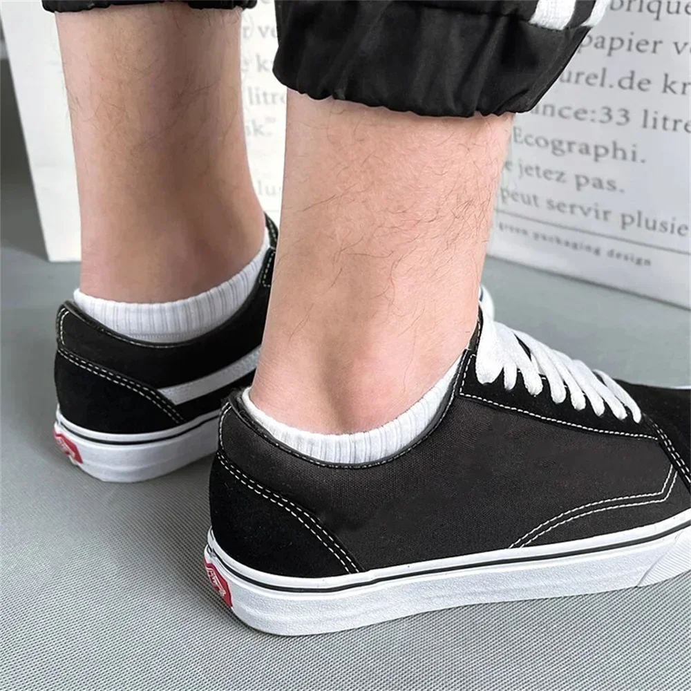 Premium Cotton Unisex Ankle Socks - Classic Black & White, High-Quality Summer/Autumn Collection (10 Pairs)