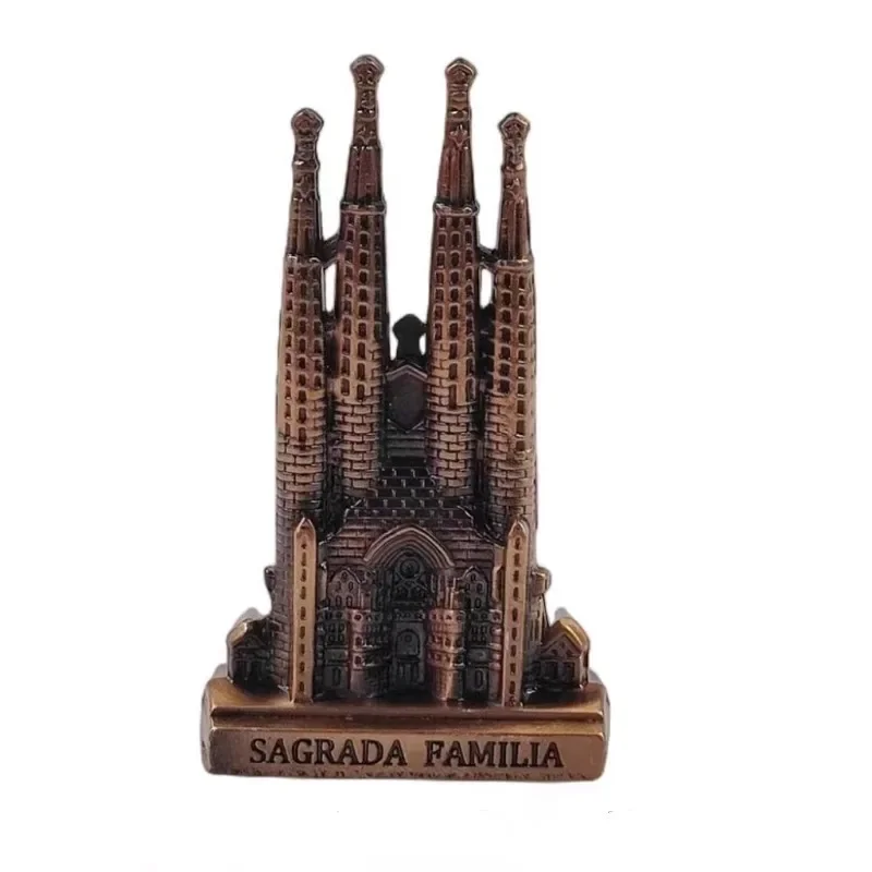 サグラダ・ファミリア ミニチュア　鉄製 スペインバルセロナサグラダファミリア金属置物結婚式誕生日プレゼント