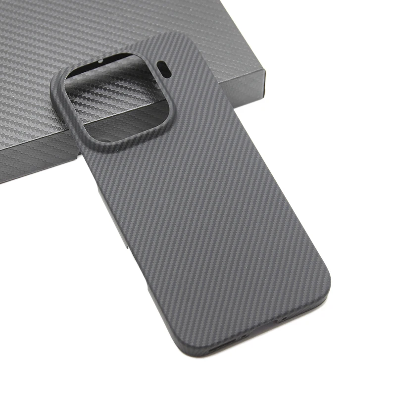 Ultralight Aramid Fiber Protective Phone Case in Sleek Black