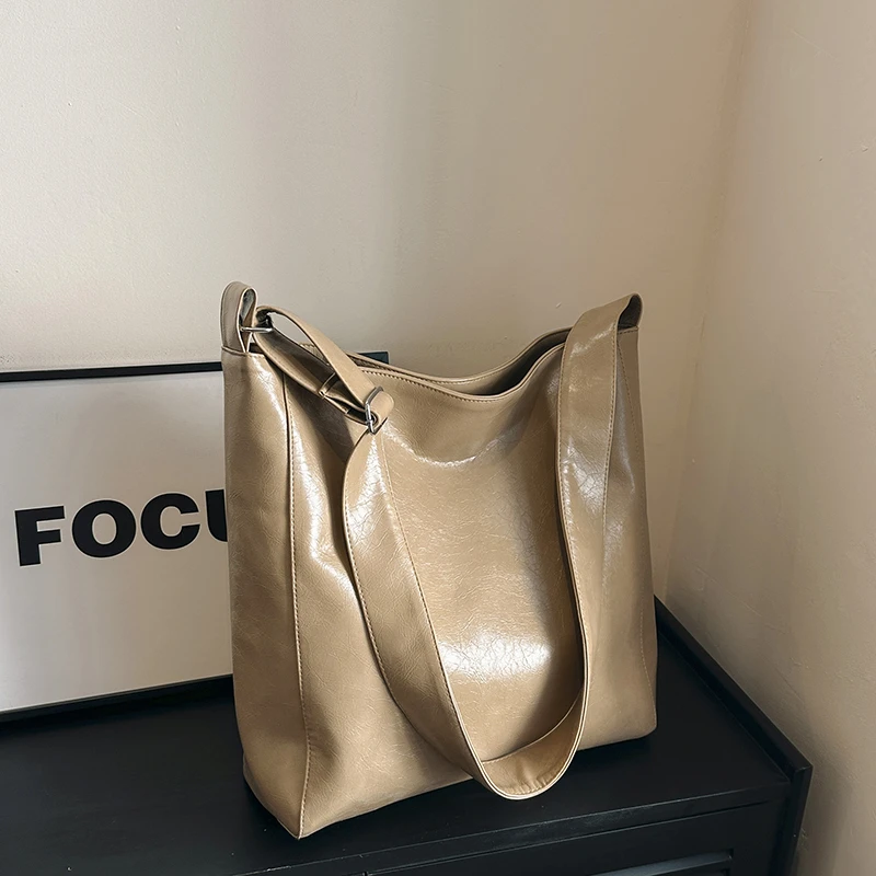 

Женская сумка через плечо из ПУ кожи с застежкой, модная вместительная сумка через плечо для женщин, 2024