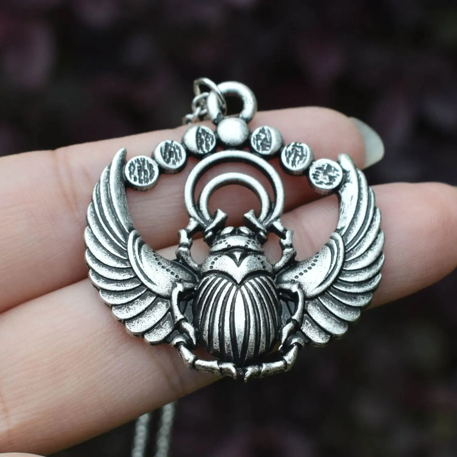 El Escarabajo Sagrado Del Antiguo Egipto | Vector Premium, image size:1500x1500