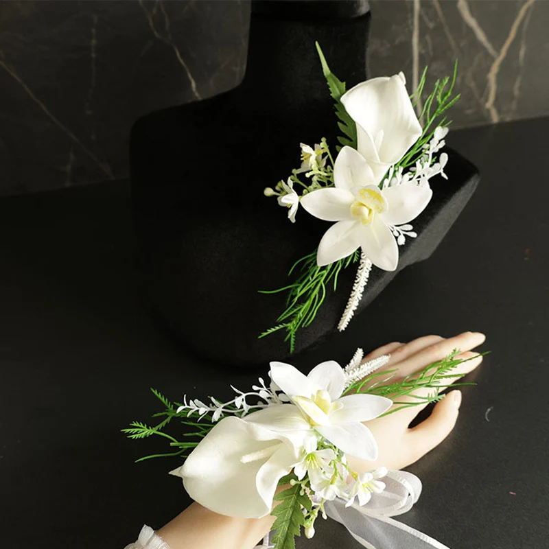 25021 Weißes Bohemian-Rosenblumen-Corsage- und Armband-Set – perfekt für Bräute, Trauzeugen und Hochzeitsdekorationen – Detail 3