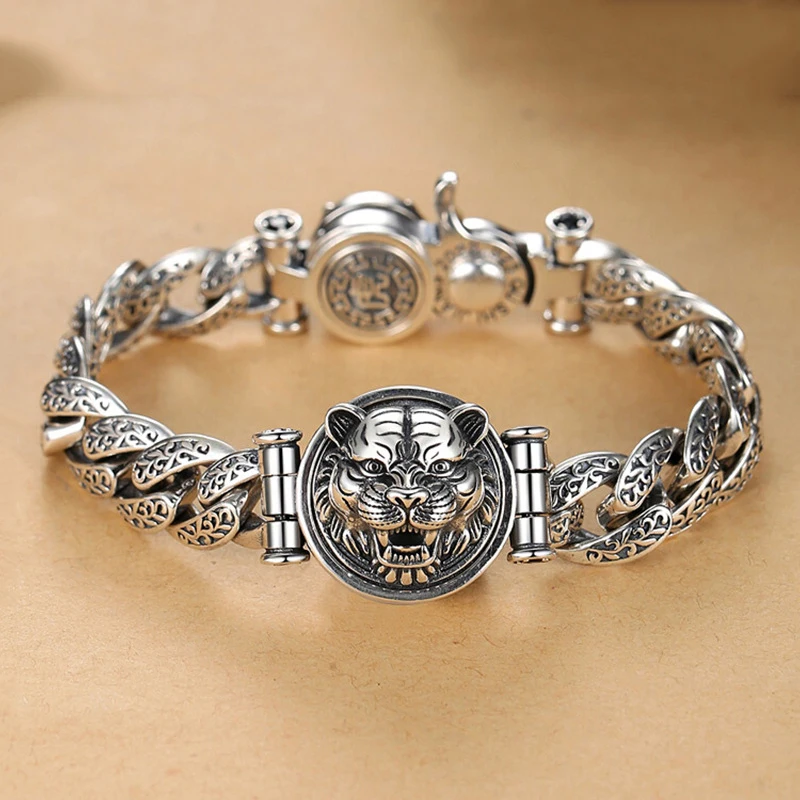 

Retro Arabesque Tiger Chain Bracelet for Men Domineering Animal Tiger Turn Buckle Metal Bracelet Punk Hip Hop Statement Jewelry
