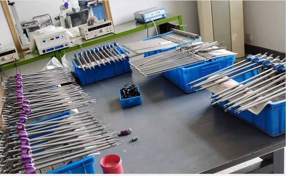 Titanium clips veterinary use