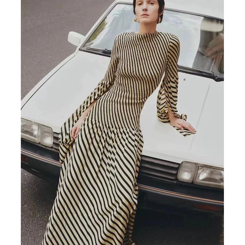 

High Quality! Europe and the United States fashion senior sense of niche plaid twill design side slit long skirt