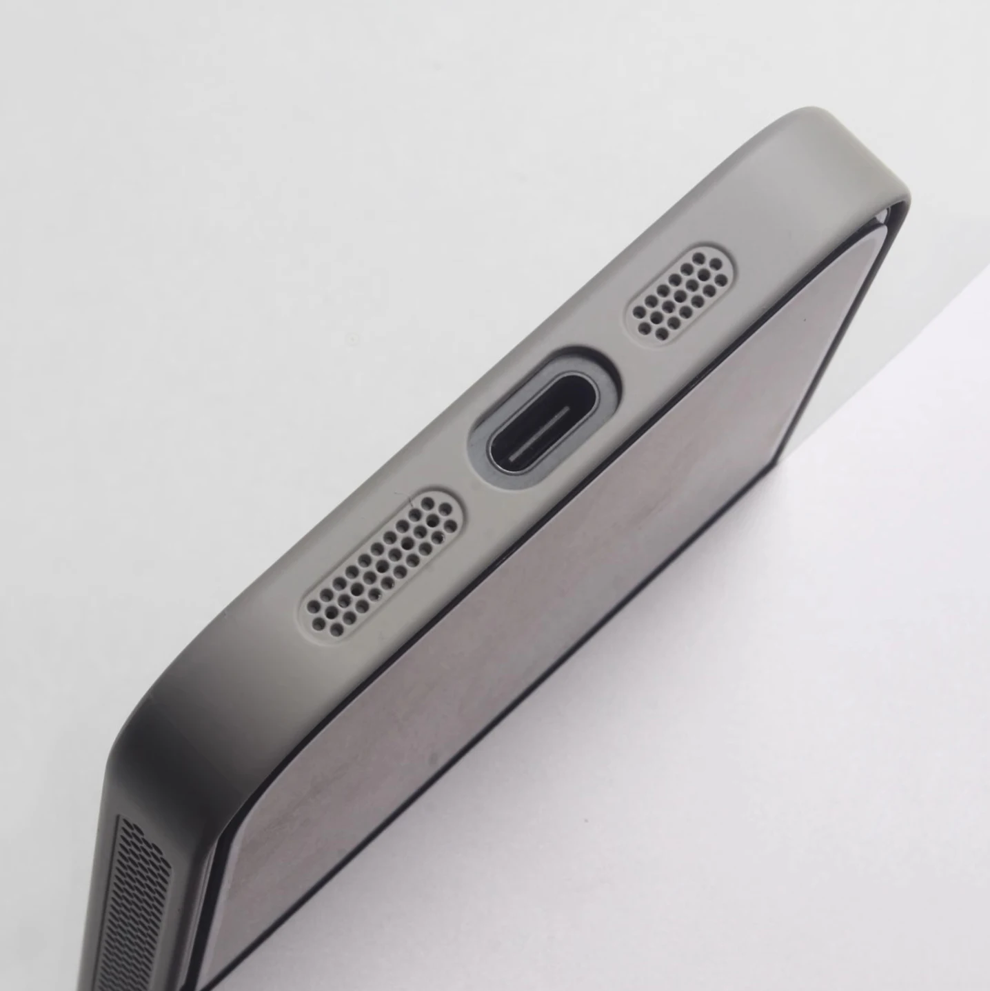 Ultra Thin Breathable Cooling Hard Case with MagSafe Wireless Charging Compatibility