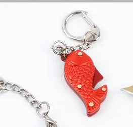 Creative Multifunctional Keychain Men's Waist Hanging Fingertip Gyro Belt Knife Metal Key Chain Ring Small Gift Car Pendant 