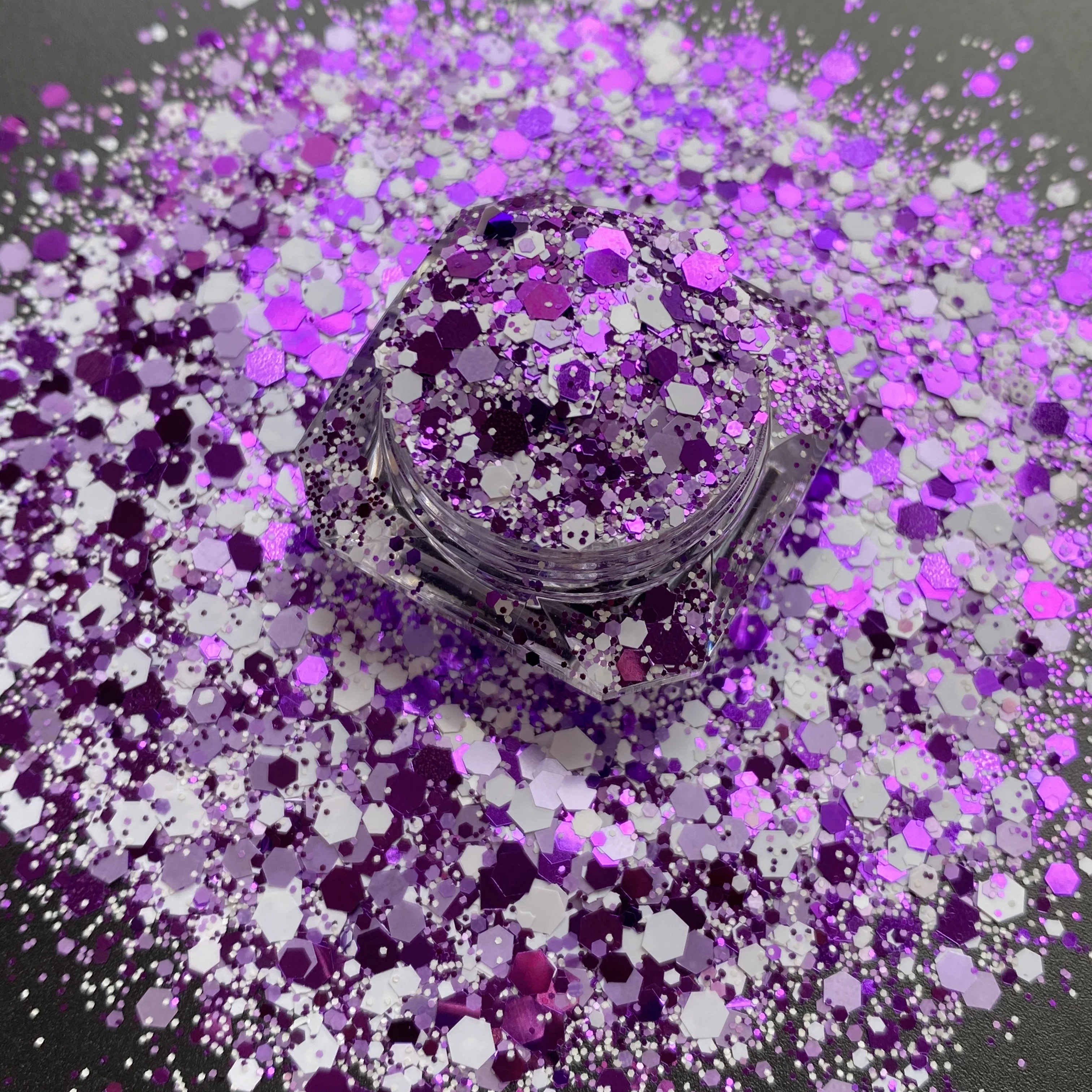 

High Sparkle Iridescent Chunky Glitter Sequins For Christmas Festival Gift Decoration