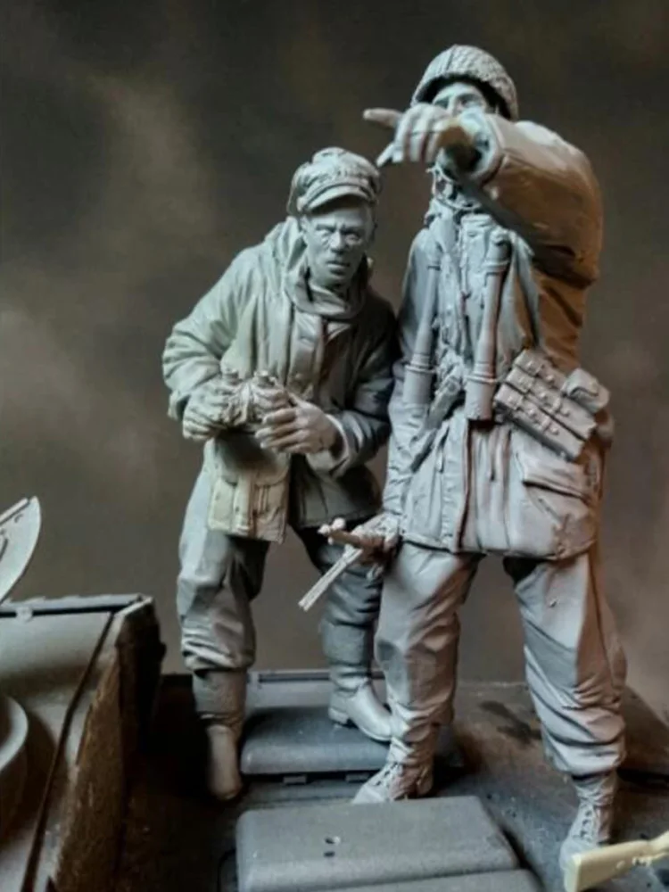 Lot 3 Figurines Résine 1:35 – Civils Rebelles Modernes – Non Peintes