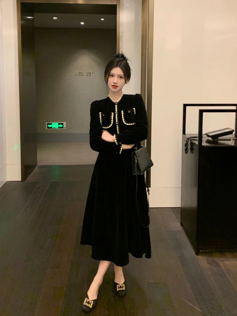 

Women's Black Gold Velvet Dress Vintage Casual Simple and Elegant Senior Sense of Waisted Thin Temperament Long Dress Autumn New