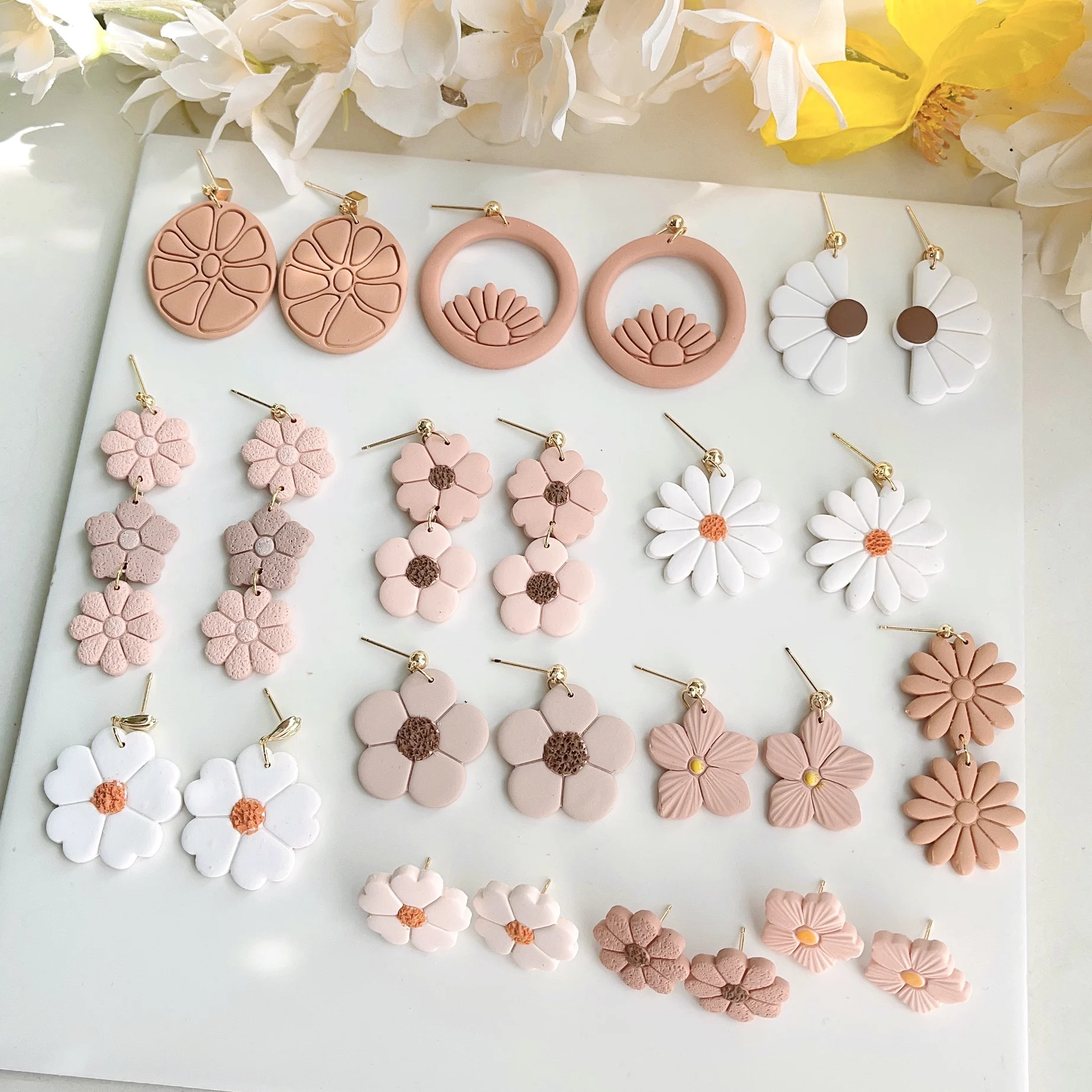 Flower Soft Pottery Earrings Polymer Clay Cutter Hollow Geometric Pattern Mold DIY Ceramic Earrings Jewelry Pendants Clay Tools