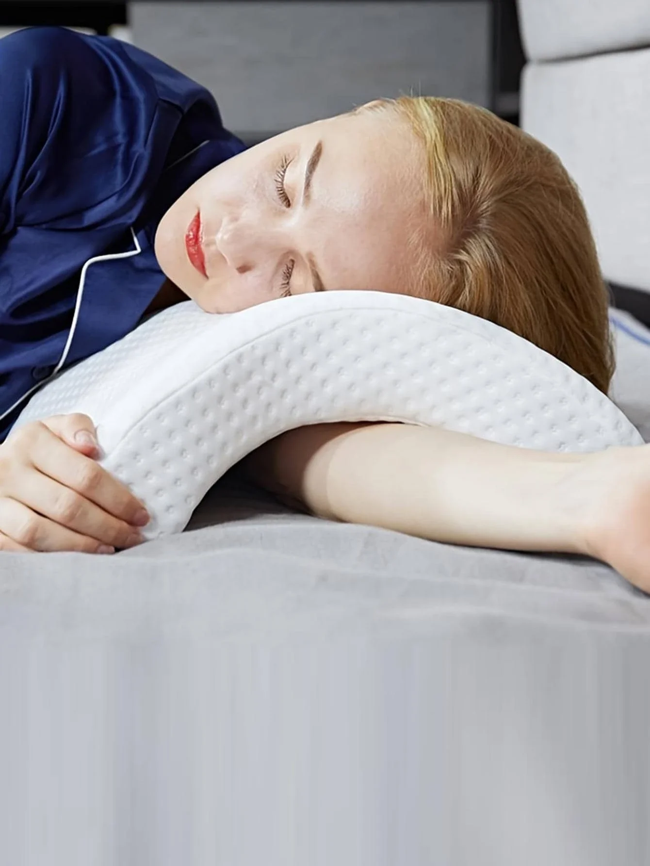 1pc Sleeping Pillow Couple Pillow Arm Pillow Slow Rebound Pressure Cuddle Pillow Memory Foam Travel Arched Shaped U Pillow 3