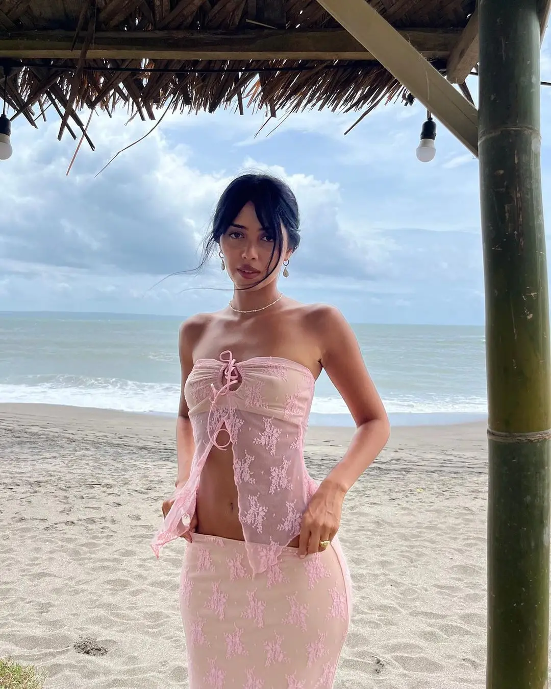 

Lace Spice Girl Holiday Style Perspective Sexy Rose Hollowed-out Long Dress Waist Collection Set