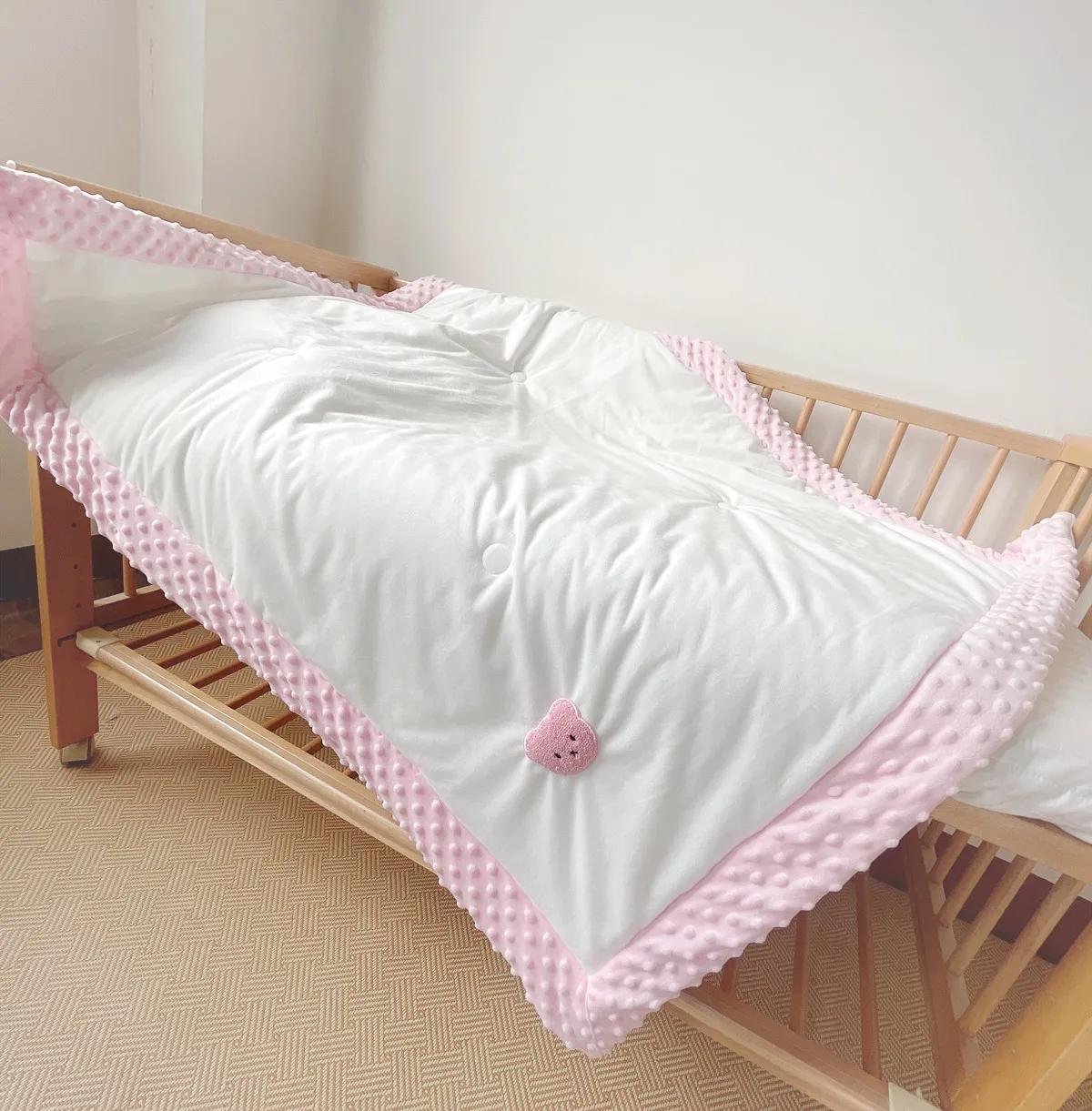 Yuan Frost baby baby super soft children's kindergarten quilts bean velvet cotton wrapped ins wind autumn and winter quilts