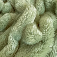 Winter Warm Blankets Fluffy Blanket for Bedroom Comfortable Blankets Soft Bed Covers Solid Color Autumn Bedspread Bed Suppiles 2
