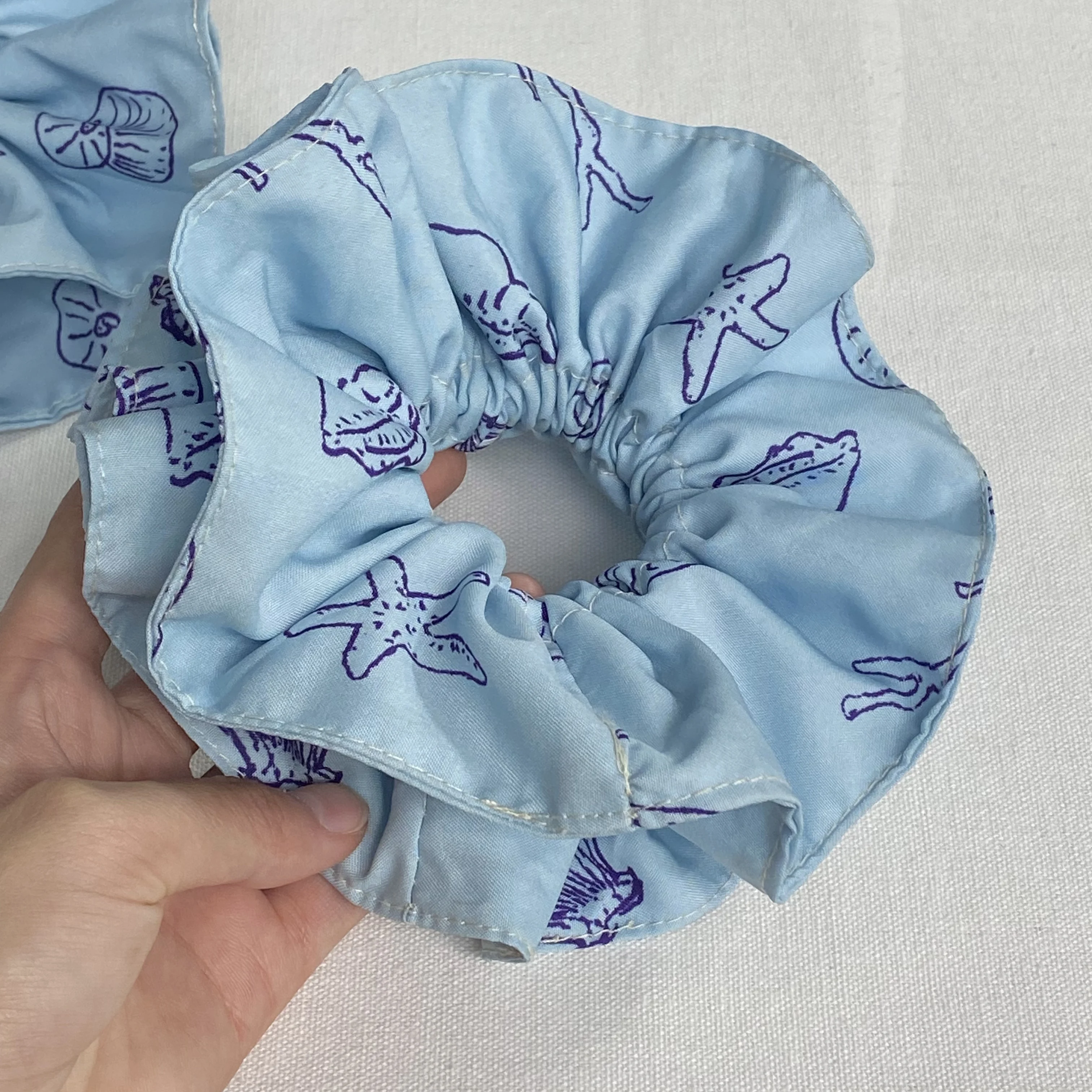 1PC Light Blue Sea Creature Print Hair Scrunchie, Cute Ruffled Hair Tie, Beach - Style Hair Accessory For Women