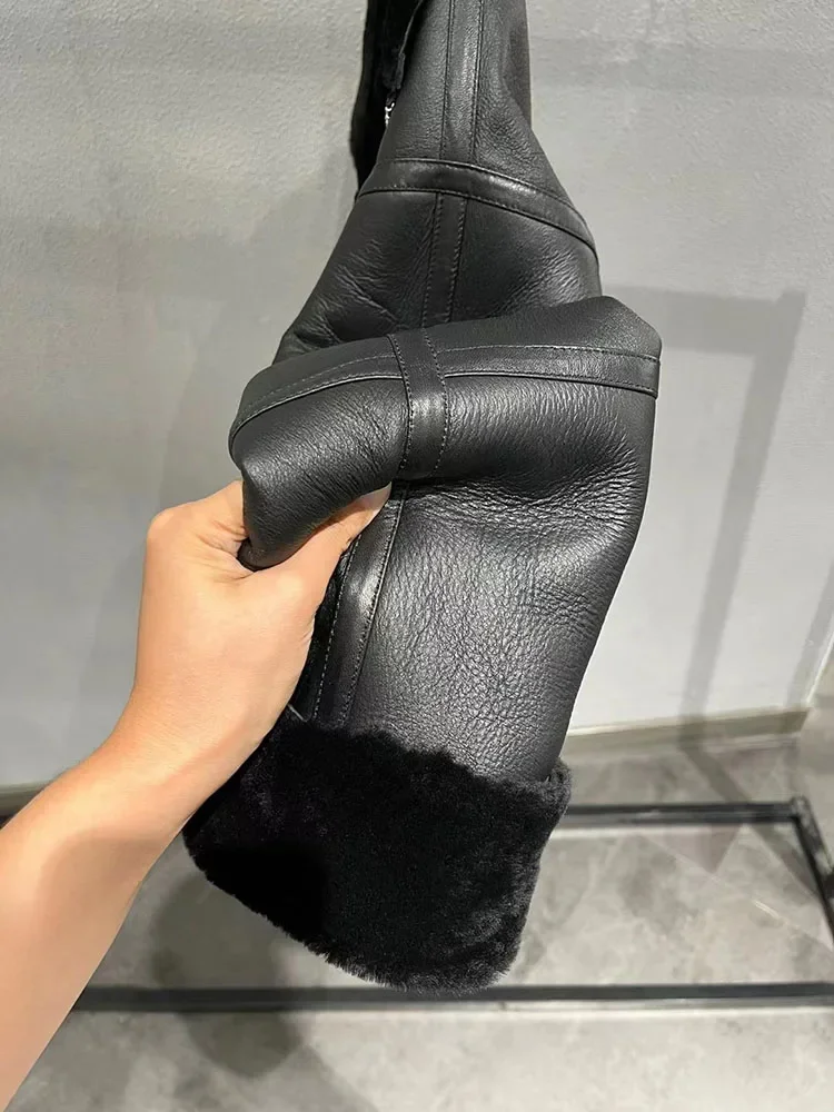 Рисунок 4 - Женское пальто из натурального меха