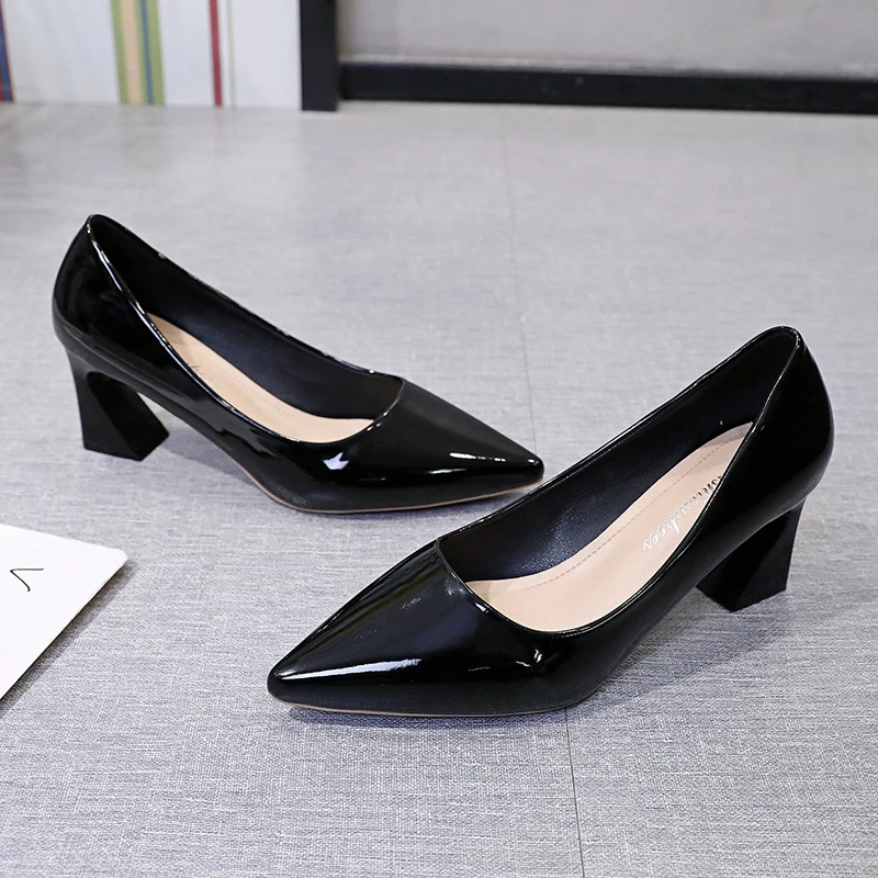 Square Buckle Fashion OL Office Shoes 2021 New Women's Concise Patent Leather Shallow High Heels Shoes Pointed Toe Women Pumps