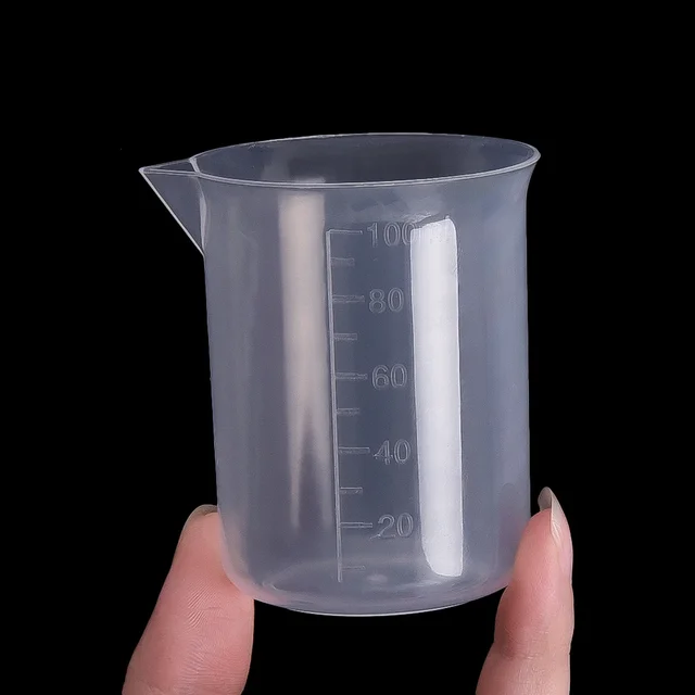 100ml Plastic Measuring Cup 4