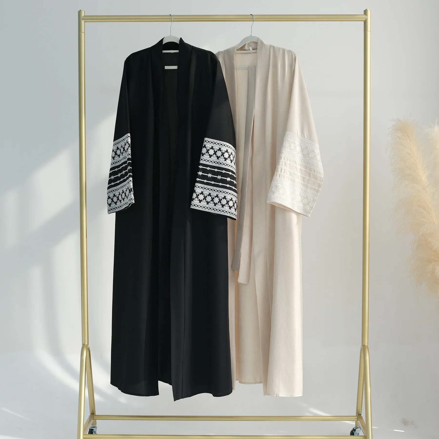 Embroidery Cotton Linen Open Abaya Kimono Muslim Coat Abayas for Women Dubai Luxury Turkey Kaftan Dress Ramadan Islamic Clothes