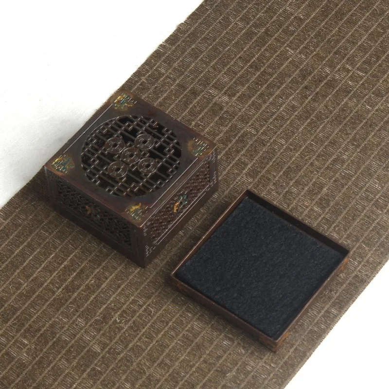 مبخرة بنقش التنين توفر علاجًا عطريًا هادئًا، مناسب...