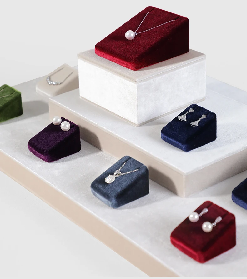 Yinbeini Velvet Pendant Necklace Display Stand Earring Stud Jewelry Display Prop Holder for Retail Showcase TB030