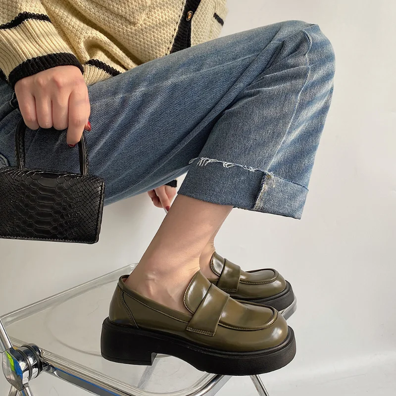 Women Shoes New Girl Lolita Uniform Shoes Cute Sexy Mary Jane Platform Shallow Pumps Low Heel Woman Loafers Shoes Ladies Pumps