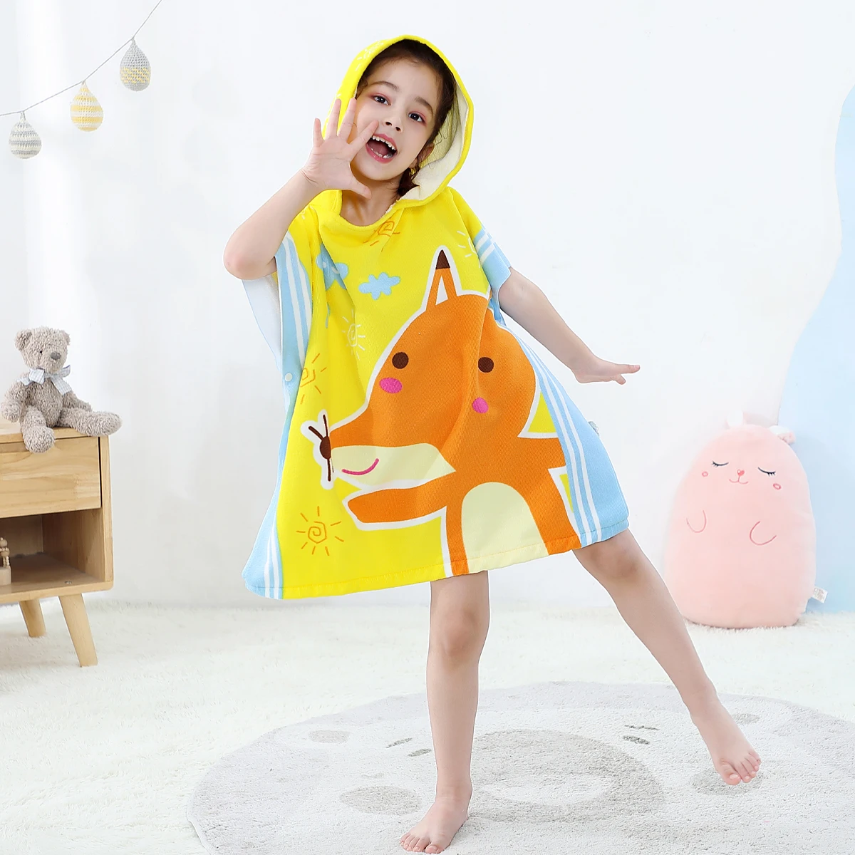 Different designs Kids Hooded Towel Microfiber Boys Girls Bath Towels Super Absorbent Cartoon Child Sunscreen Beach Towel