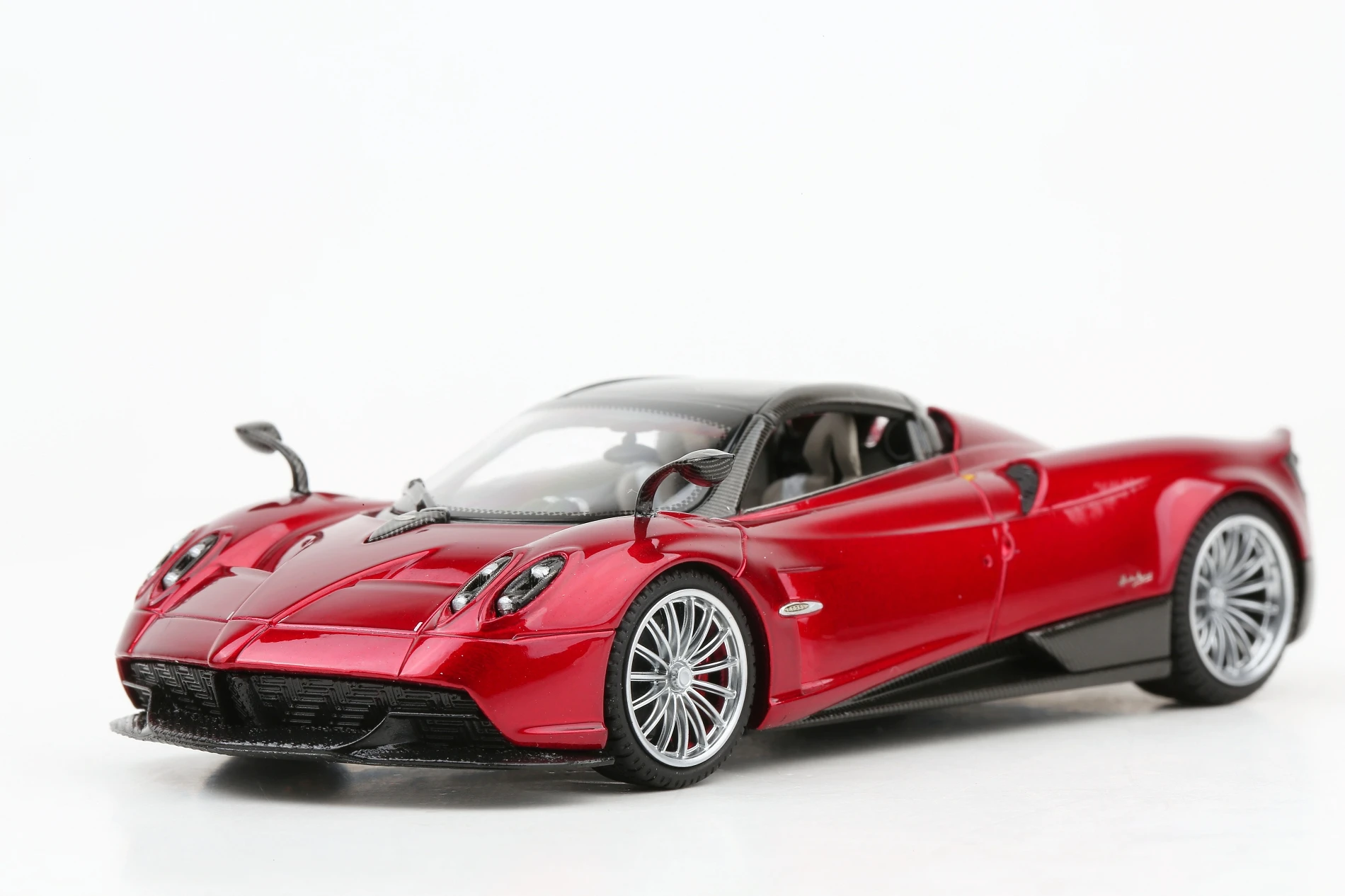 

1/43 LCD Huayra Roadster гоночный автомобиль, литые модели автомобилей, игрушки для мальчиков и девочек, подарки