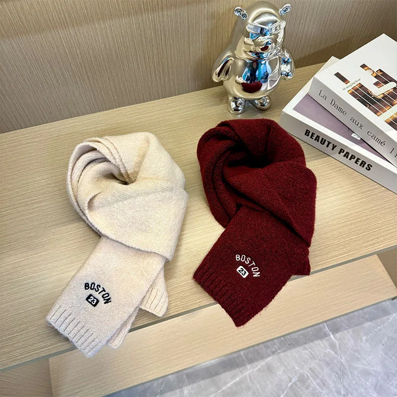 Children's knitted scarf autumn and winter new encola red embroidered letter baby middle-aged children's bib warm windbreak