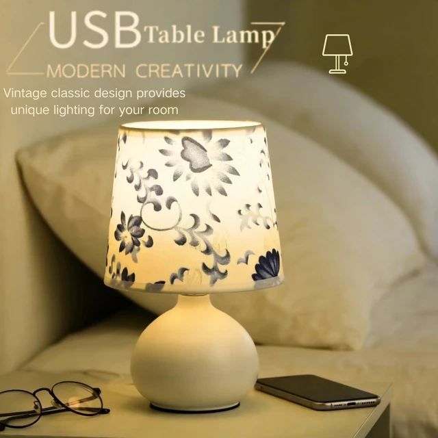 Lampe de bureau créative minimaliste USB pour chambre à coucher, équipée d'un abat-jour en tissu floral, adaptée à la lecture, chambre à coucher, salon 1