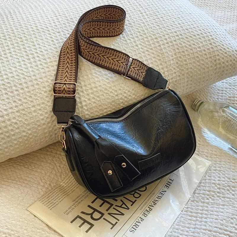 Wide Strap Shoulder Bags for Women's Daily Used Vintage Pu Leather Crossbody Bags for Commuting Ladies Designer Handbags Gift